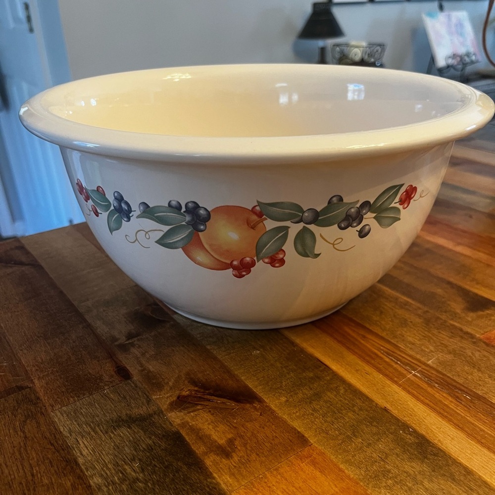Vintage Corelle Stoneware Mixing Bowl with Floral Design - Picture 1 of 6
